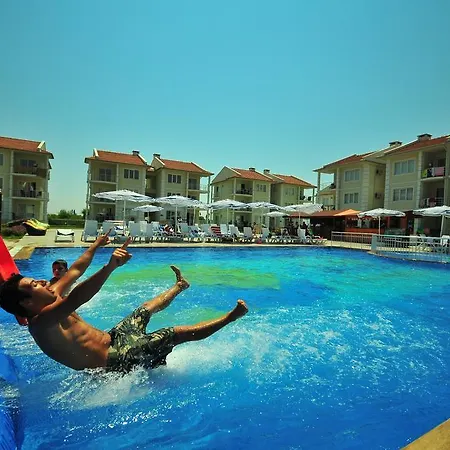 Club Onat Garden דלמן